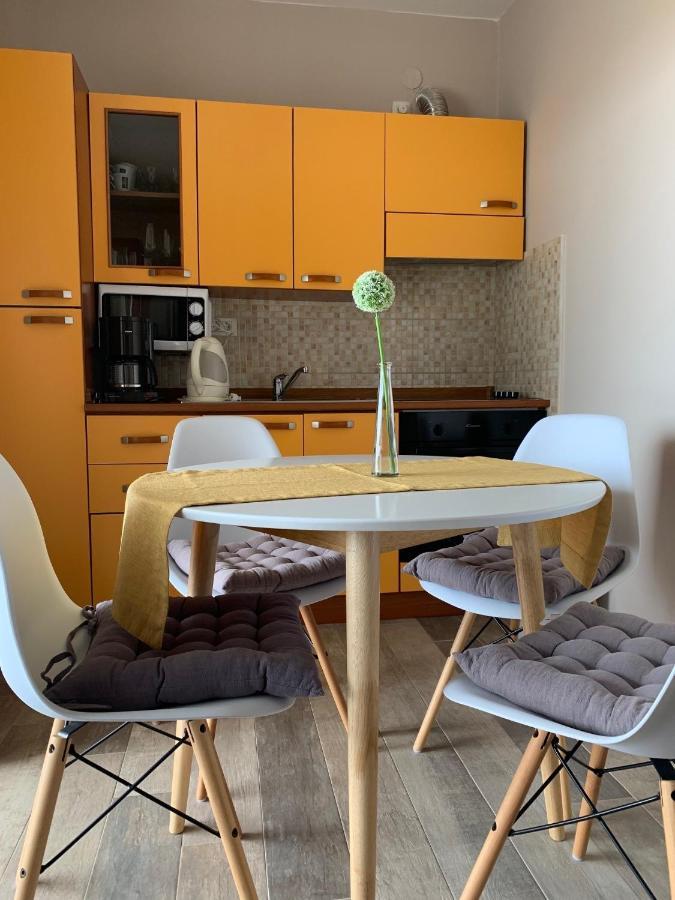 Family Friendly Apartments With A Swimming Pool Povljana, Pag - 244 Exteriér fotografie