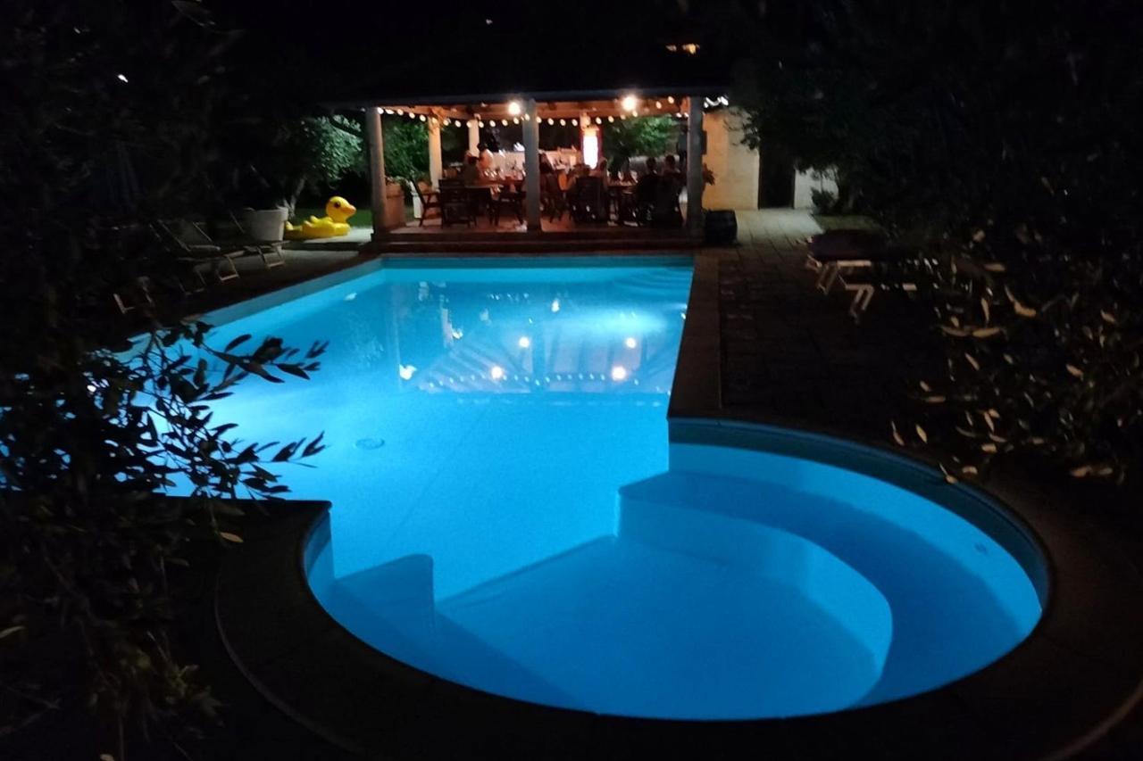 Family Friendly Apartments With A Swimming Pool Povljana, Pag - 244 Exteriér fotografie