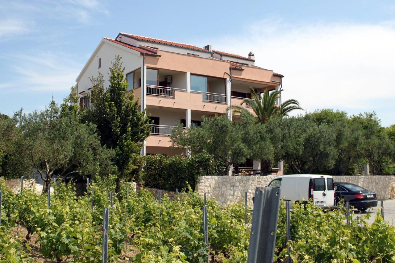 Family Friendly Apartments With A Swimming Pool Povljana, Pag - 244 Exteriér fotografie