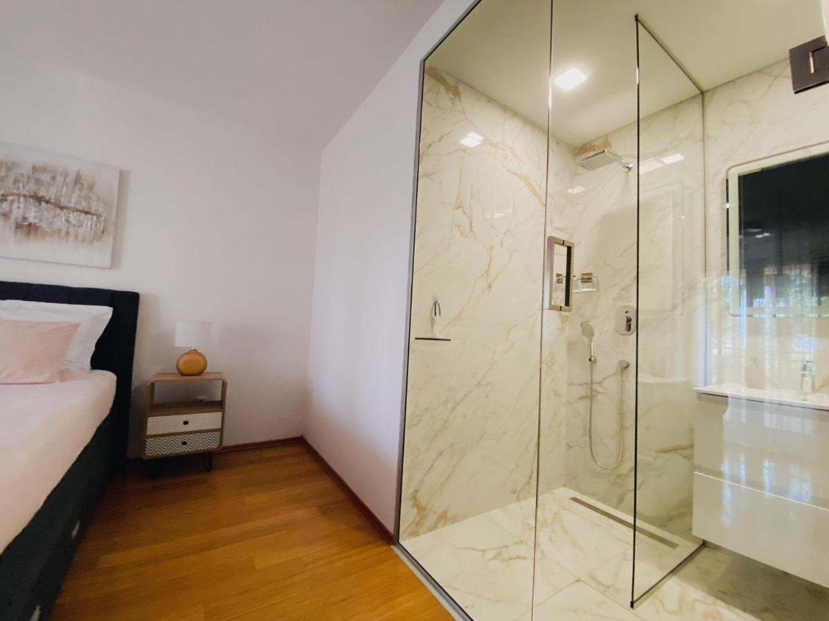 Family Friendly Apartments With A Swimming Pool Povljana, Pag - 244 Exteriér fotografie