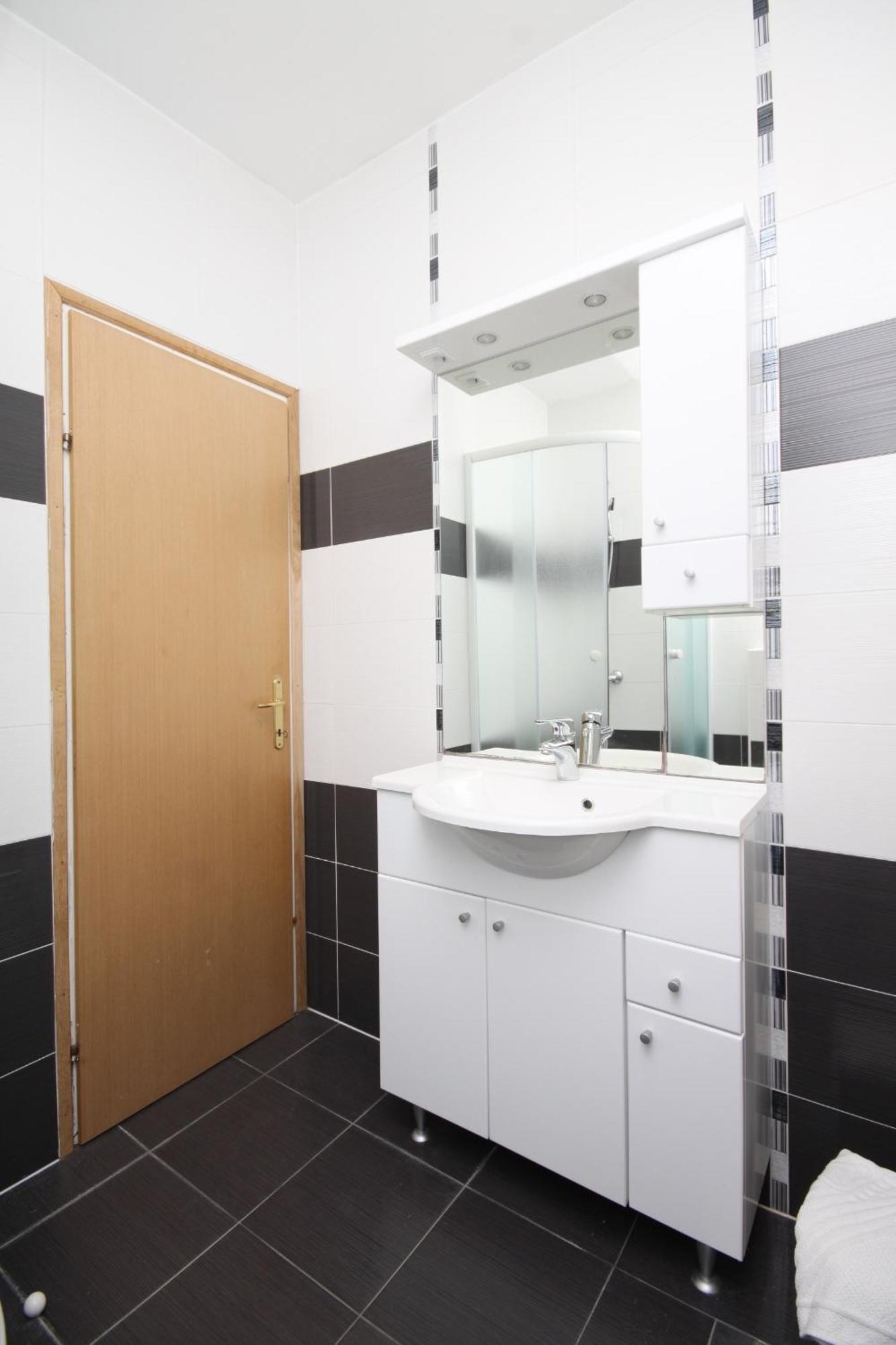 Family Friendly Apartments With A Swimming Pool Povljana, Pag - 244 Pokoj fotografie