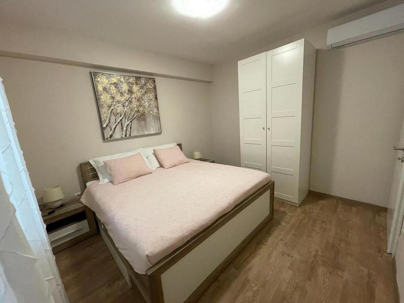 Family Friendly Apartments With A Swimming Pool Povljana, Pag - 244 Pokoj fotografie